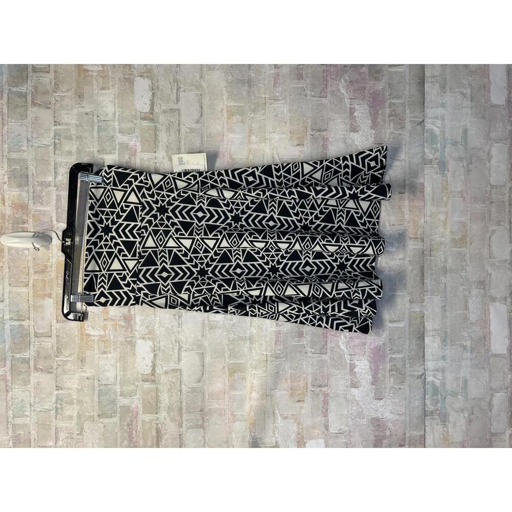 LuLaRoe Azure Skirt NWT XS